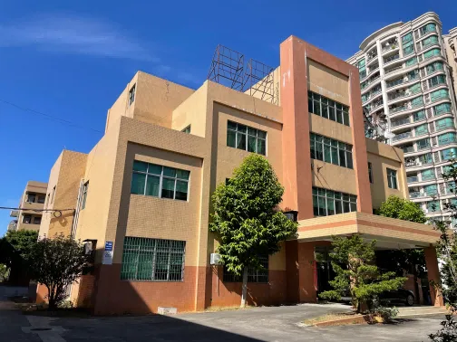 Advanced robotic arm in cosmetic tube production